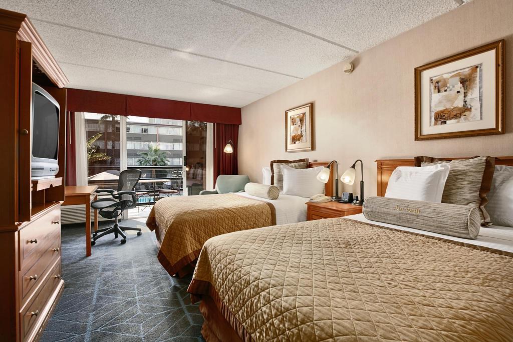 Howard Johnson By Wyndham Fullerton/Anaheim Conference Cntr Ngoại thất bức ảnh