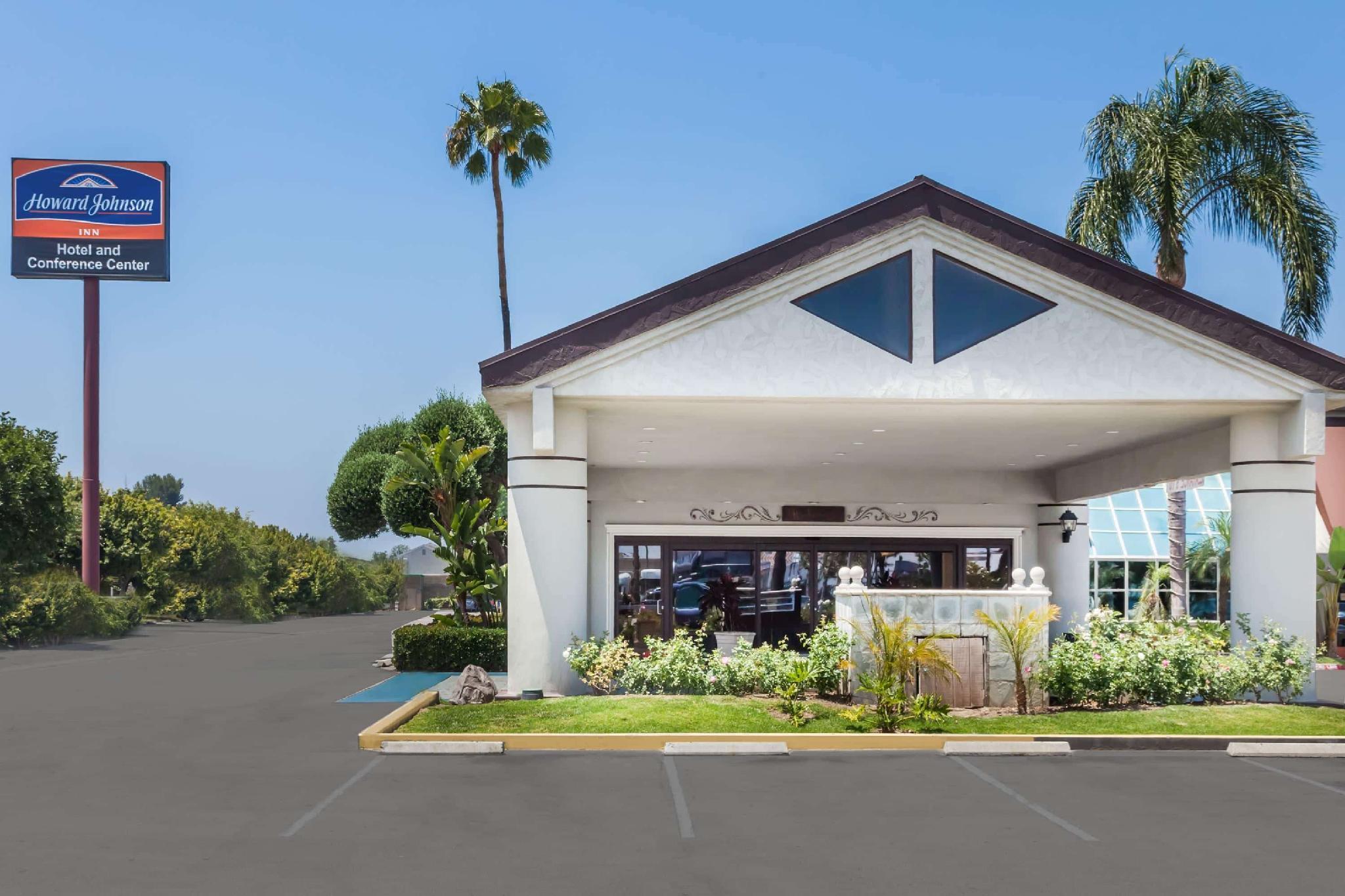 Howard Johnson By Wyndham Fullerton/Anaheim Conference Cntr Ngoại thất bức ảnh