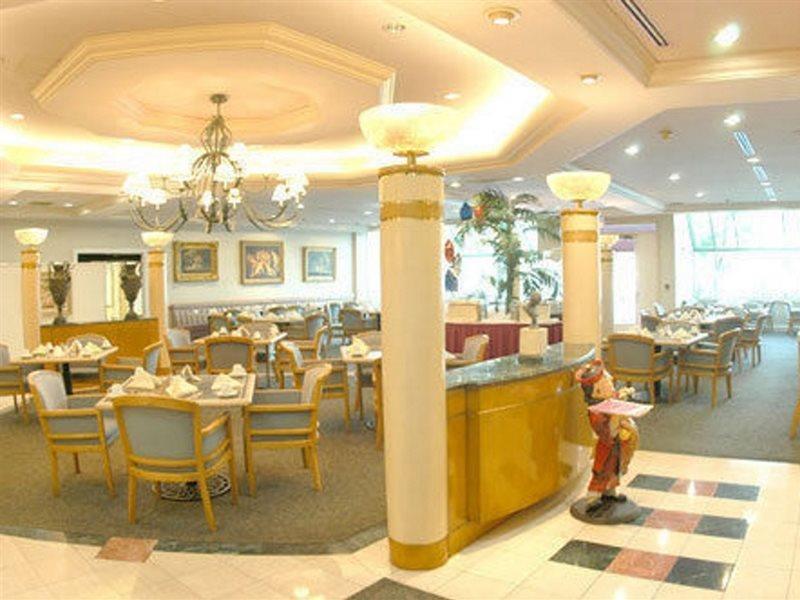 Howard Johnson By Wyndham Fullerton/Anaheim Conference Cntr Ngoại thất bức ảnh